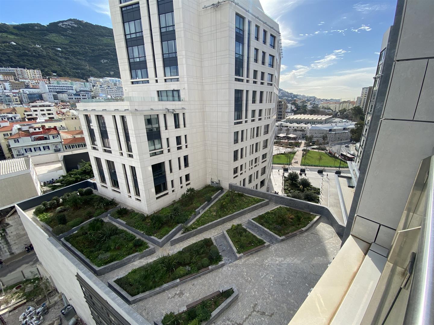 Image of Apartment - 4 Bedrooms - 3 Bathrooms for Sale in Midtown-Gibraltar, Image 2